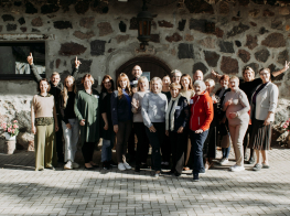 Bildes, kas atspoguļo vienu no kopienu stiprināšanas pasākumiem